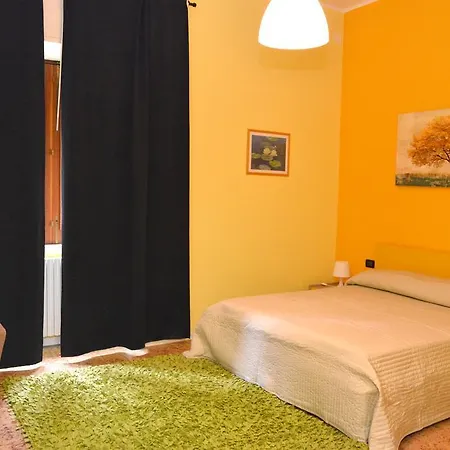 Fiori Di Lava فندق مبيت وإفطار نيكولوسي